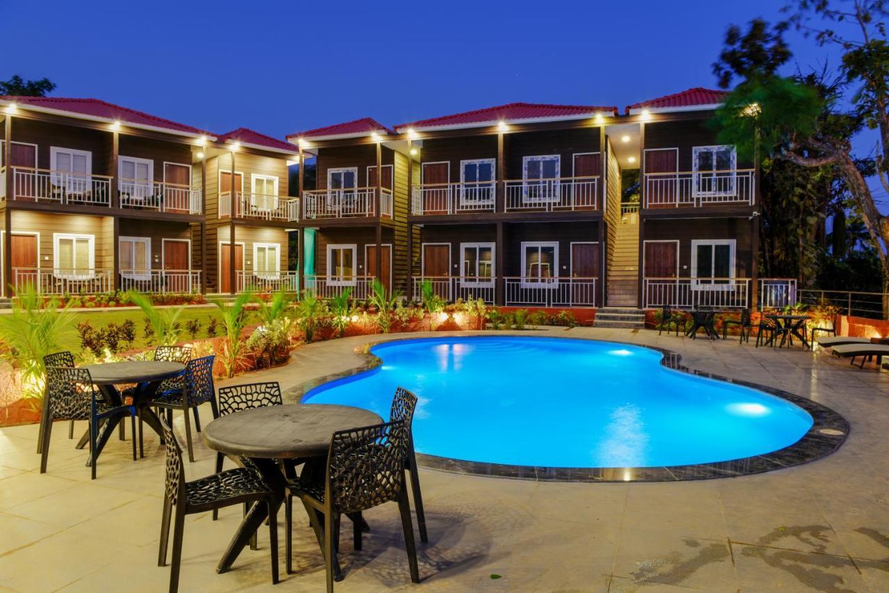 Aurum Resorts Morjim Ashvem Beach 外观 照片