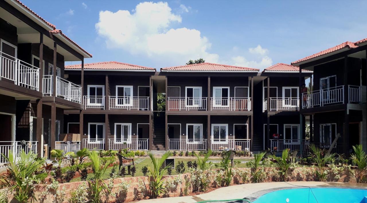 Aurum Resorts Morjim Ashvem Beach 外观 照片
