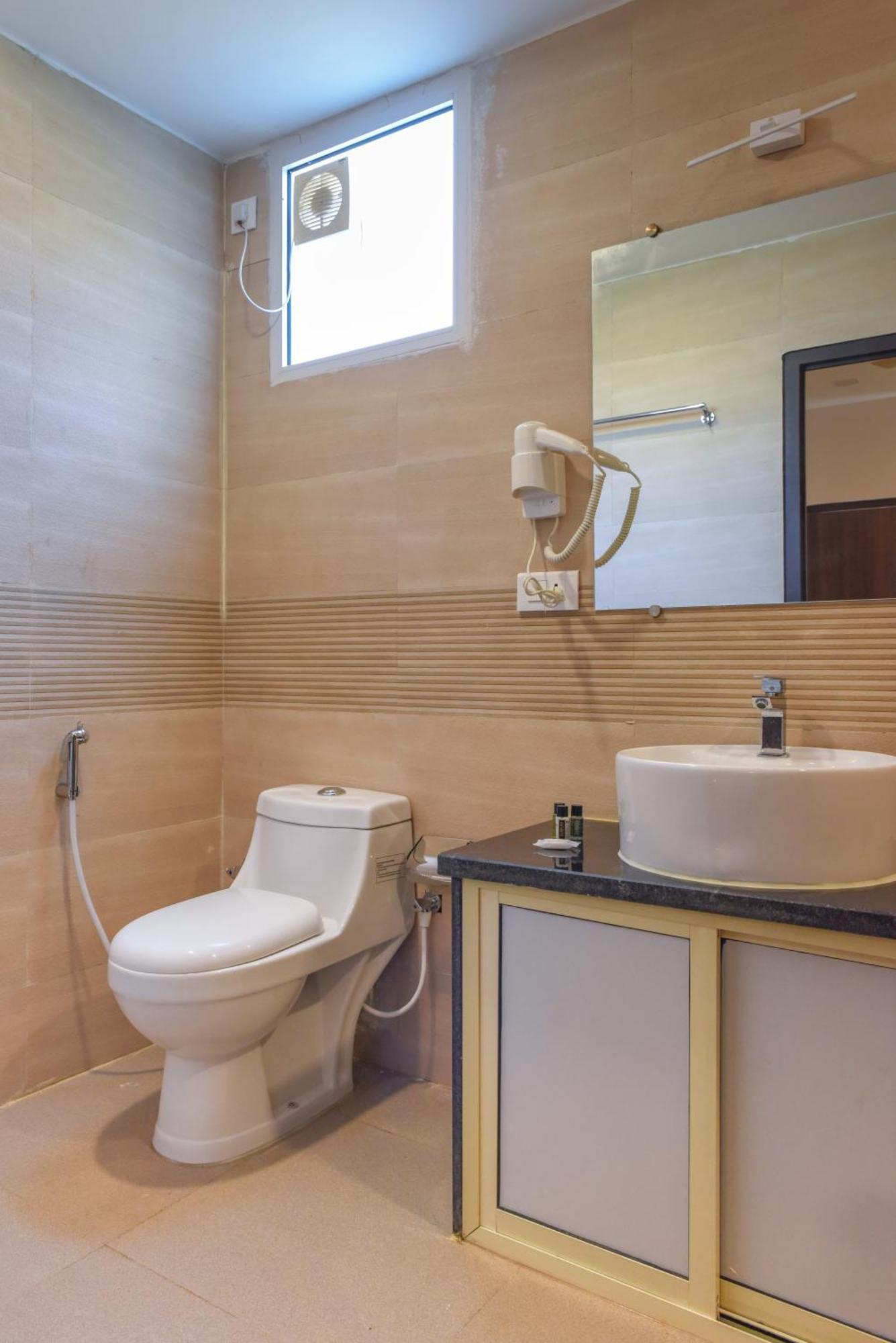 Aurum Resorts Morjim Ashvem Beach 外观 照片