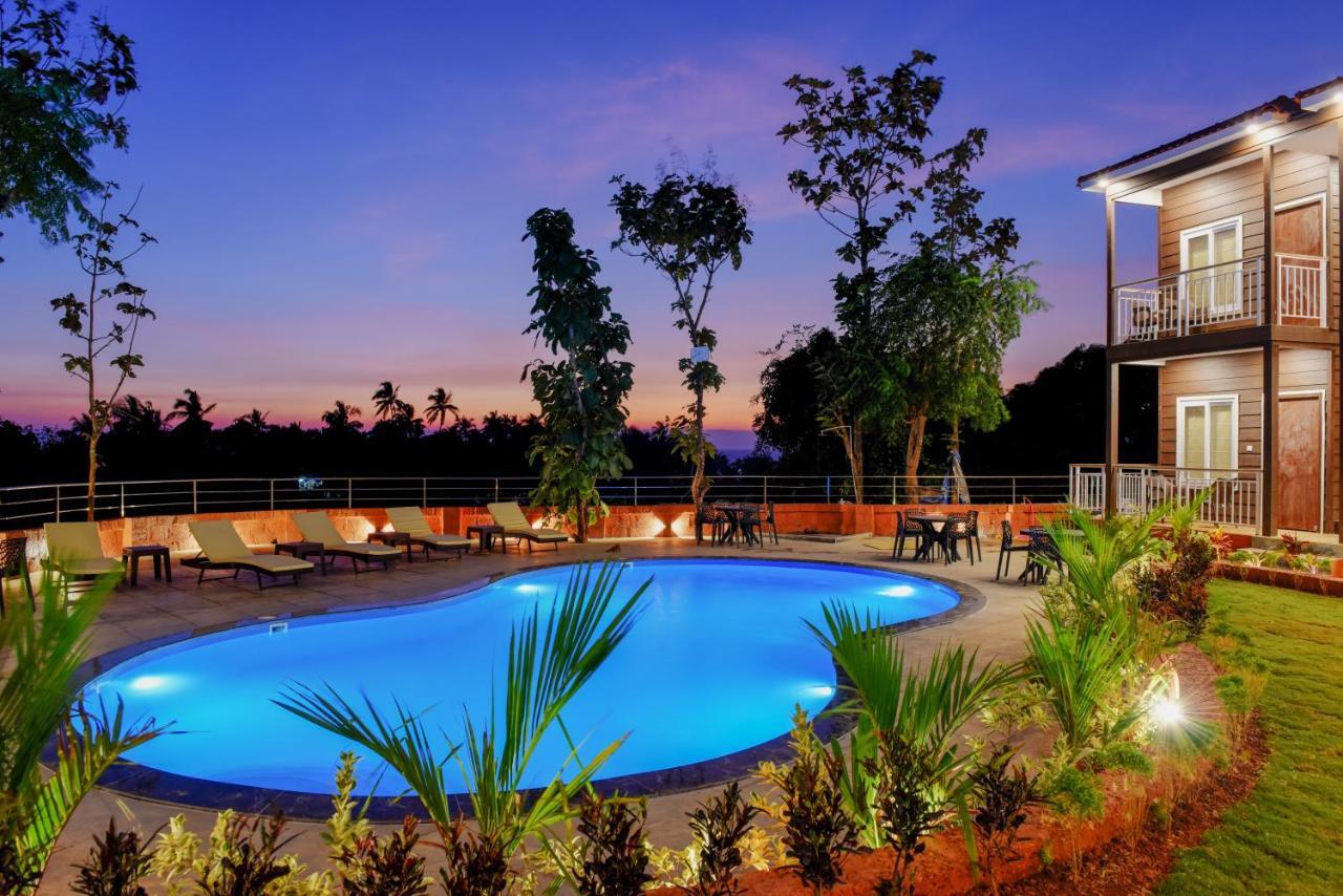 Aurum Resorts Morjim Ashvem Beach 外观 照片